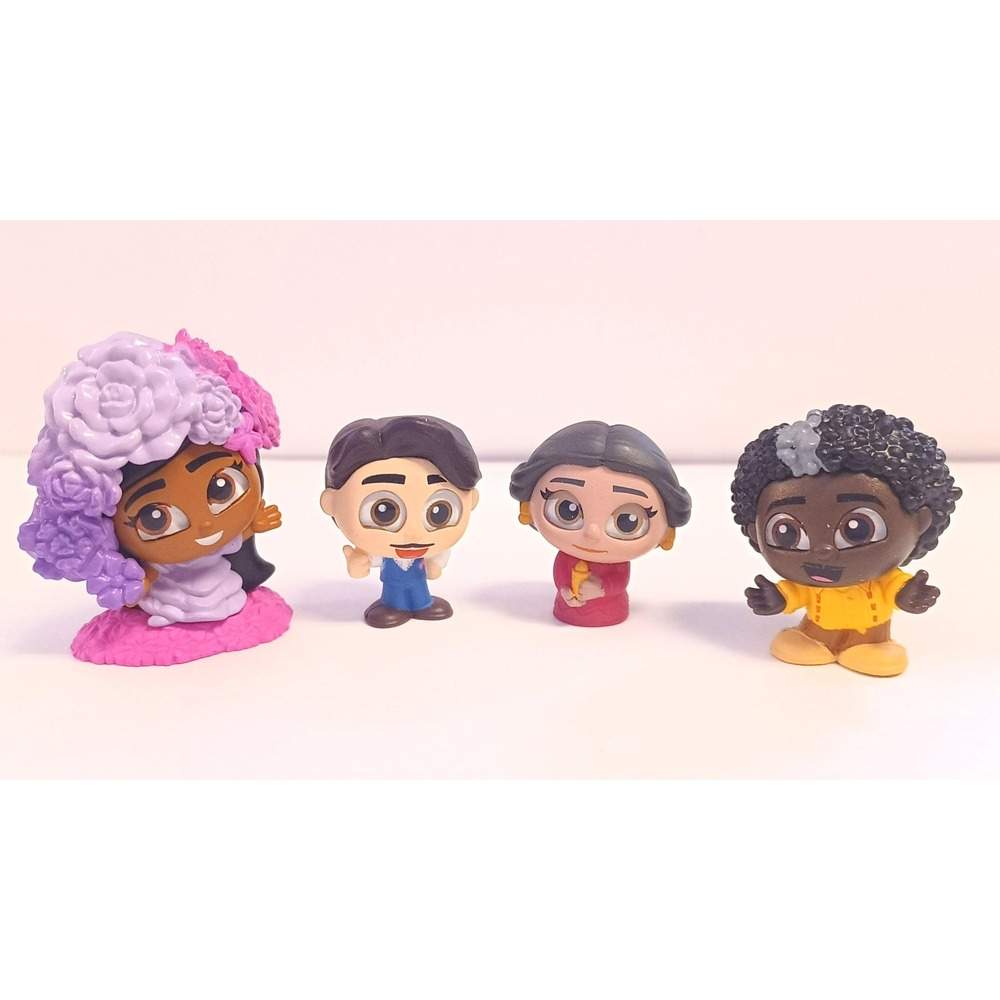 Disney Doorables Encanto Lot of 4 Mariano Alma Antonio Isabela In Full Bloom